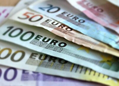 ¿Registrarse y dar de alta a una mascota en MASCOTLOVE cuesta dinero?